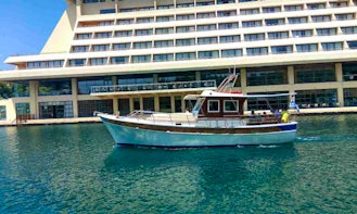 Charter a Motor Yacht in Neos Marmaras, Greece