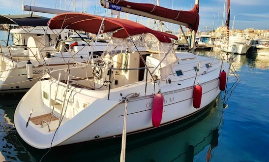 Oceanis Clipper 311 Sailboat Charter In Torroella De Montgrí, Catalunya