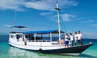 Komodo National Park Dive Boat Trips for 12 Person!