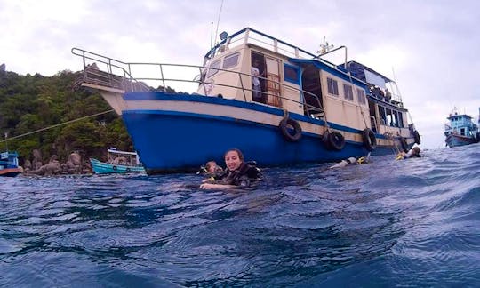 Diving Boat Rental in Tambon Ko Tao