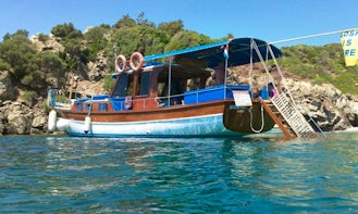 Island hop with this 12 person Classic Gullet in Muğla, Turkey