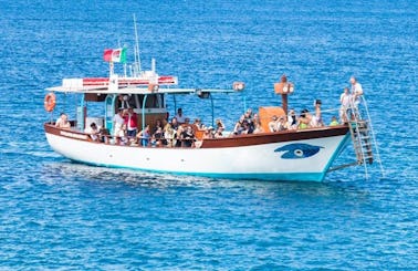 20' Cruising in Isola di Capo Rizzuto, Italy
