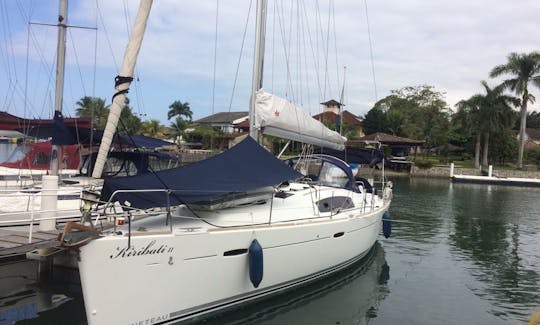 Monocasco de crucero Beneteau Oceanis 42 en Bahía, Brasil