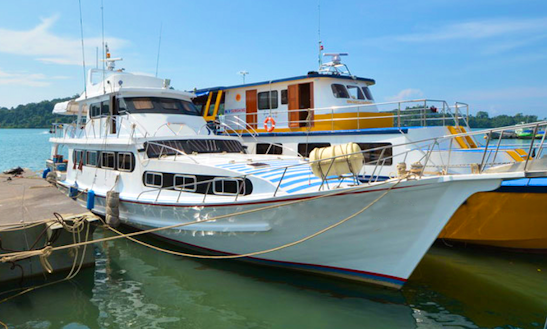 4 Day Scuba Charter Manta Queen 6 In Tambon Khuekkhak