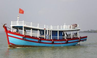 Bateau à passagers à Hoi An