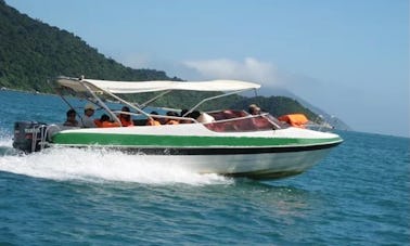 Boat Tour In Vietnam
