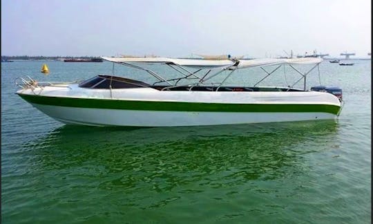 Boat Tour In Vietnam