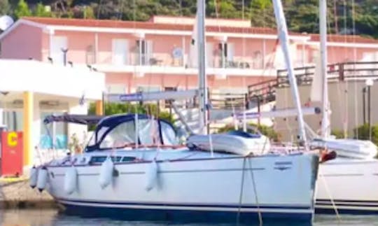 The Perfect Sailboat Charter in Nea Lampsakos, Greece