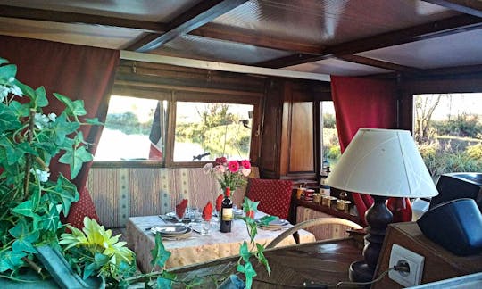 Canal du midi Cruises Aboard the Hotel Barge Beatrice