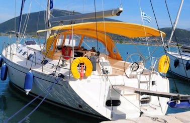 Dufour Gib'Sea 43 Charter Cruising Monohull in Notios Tomeas Athinon