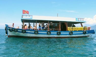 Passeio de barco de mergulho/snorkel