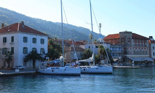 Velero Hanse 445 para 6 personas desde Kastel Gomilica