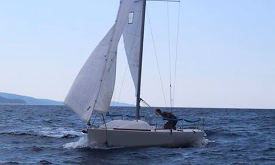 Daysailer Boat Trips in Bol, Croatia