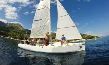 Daysailer Boat Trips in Bol, Croatia