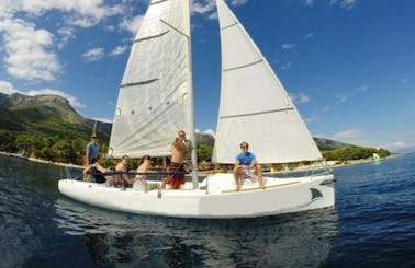 Daysailer Boat Trips in Bol, Croatia