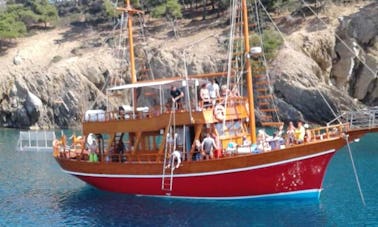 Charter a Gulet in Chalkidiki, Greece