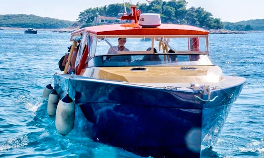 Private Speedboat tour for 12 in Split, Croatia