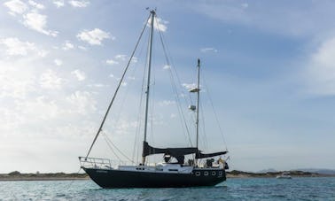 Louez un monocoque de croisière à Illes Balears, Espagne