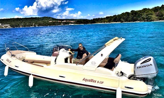 Rent his 2007 Aquamax RIB in Split for up to 10 people