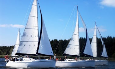 Alquiler de monocasco de crucero en Giżycko