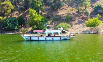 Rent a Custom Boat and Discover the Turquoise Coast!