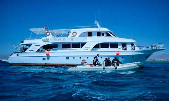 Charter 92' M.Y. Juliet Power Mega Yacht in Qesm Sharm Ash Sheikh, Egypt