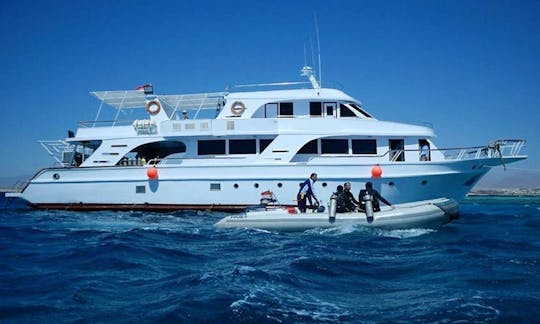 Charter 92' M.Y. Juliet Power Mega Yacht in Qesm Sharm Ash Sheikh, Egypt