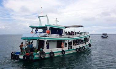 Disfrute de la pesca en Thanh pho Phu Quoc, Vietnam, en un barco de pasajeros