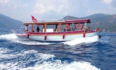 Aluguel de barcos em Devran Reis no município de Dalyan, Mugla