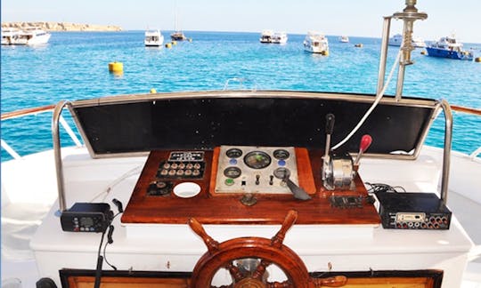 Charter 59' Cielo Motor Yacht in South Sinai Governorate, Sharm El Sheikh. Egypt
