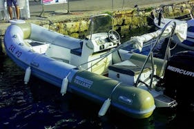 Rent 19' Valiant 570 Rigid Inflatable Boat in Vrsar, Croatia