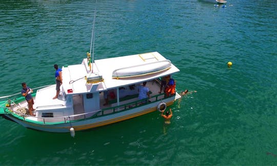 Charter a Motor Yacht in Pôrto Belo, Brazil