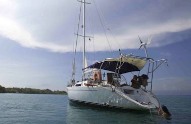 Charter 44ft Cruising Monohull In Cartagena, Colombia