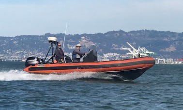 Alugue um barco inflável Zodiac de 22 pés em San Francisco, Califórnia