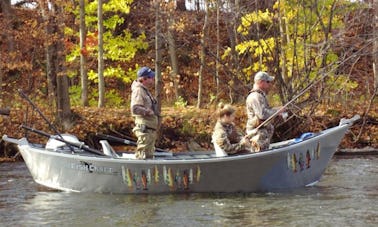 Excursiones guiadas de pesca en bote a la deriva en el río Salmon