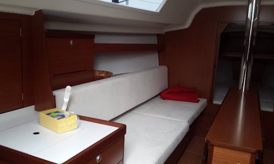 Charter 31' Phila - Marysia Cruising Monohull in Giżycko, Poland