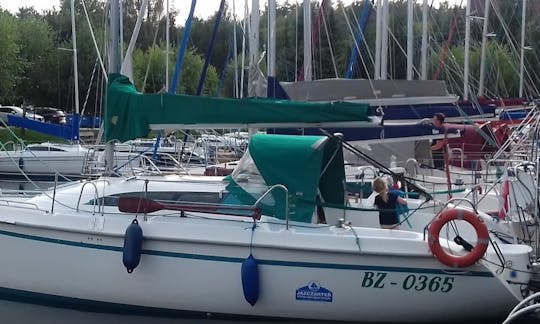 Charter 28' Janmor - Monocoque de croisière du vendredi soir à Giżycko, Pologne