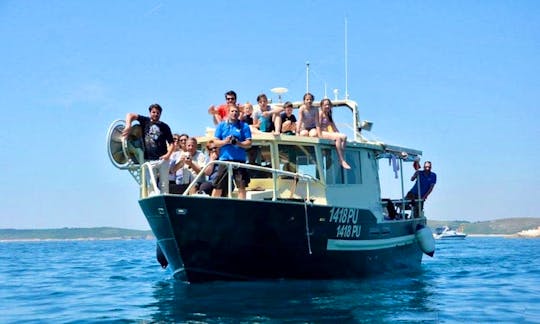 Motor boat Coastworker 30 in Pula,Istria,Croatia