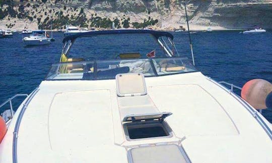 Charter 40' Motor Yacht in Ta' Xbiex, Malta