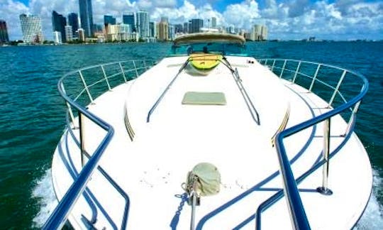Charter on Par Tee Time 55' Sea Ray Sundancer Motor Yacht in Boston