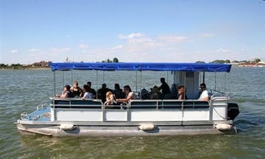 Pontoon rental in Tulcea County