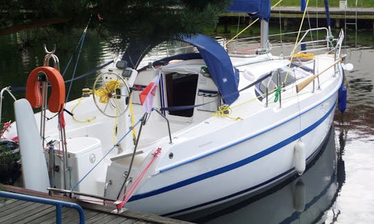 Charter 30' Laguna Plus Cruising Monohull in Giżycko, Poland