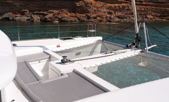 Lagoon 450 Cruising Catamaran Charter in Eivissa, Illes Balears