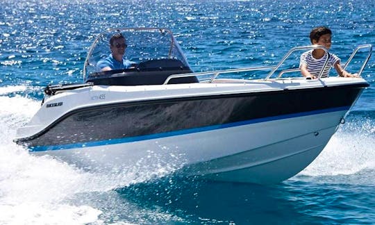 Rent boat B450 'Theia' (4p) without licence in Palma, Spain
