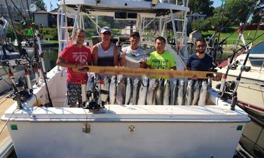 Kenosha Fishing Charter on Luhrs Tournament Sportfish