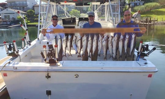 Kenosha Fishing Charter on Luhrs Tournament Sportfish