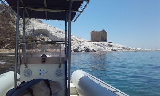 Excursión exclusiva en barco a la Scala dei Turchi