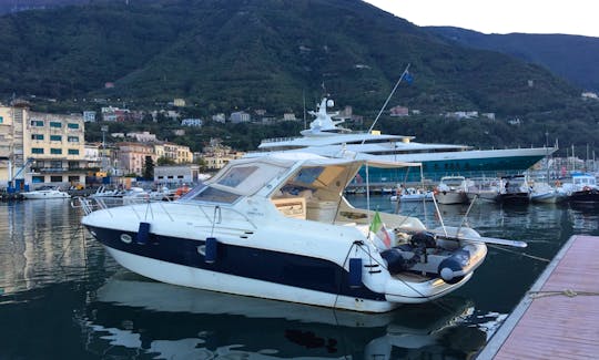 Cranchi Smeraldo 37 Motor Yacht