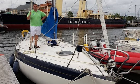 Sailboat King's Cruiser 33' in Tallinn, Estonia (Haven Kakumäe marina)