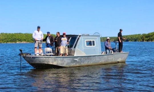 28' Bass Boat Fishing Charter in Pointe du Bois, Canada